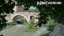 [P22] Ponte Fabricio » foto by nickro
 - 
<span class="allrVoted glyphicon glyphicon-heart hidden" id="av228244"></span>
<a class="m-l-10 hidden" id="sv228244" onclick="voting_Foto_DelVot(,228244,11412)" role="button">șterge vot <span class="glyphicon glyphicon-remove"></span></a>
<a id="v9228244" class=" c-red"  onclick="voting_Foto_SetVot(228244)" role="button"><span class="glyphicon glyphicon-heart-empty"></span> <b>LIKE</b> = Votează poza</a> <img class="hidden"  id="f228244W9" src="/imagini/loader.gif" border="0" /><span class="AjErrMes hidden" id="e228244ErM"></span>
