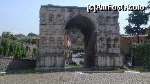 [P23] Arcul lui Ianus (Arco di Giano) » foto by nickro
 - 
<span class="allrVoted glyphicon glyphicon-heart hidden" id="av228245"></span>
<a class="m-l-10 hidden" id="sv228245" onclick="voting_Foto_DelVot(,228245,11412)" role="button">șterge vot <span class="glyphicon glyphicon-remove"></span></a>
<a id="v9228245" class=" c-red"  onclick="voting_Foto_SetVot(228245)" role="button"><span class="glyphicon glyphicon-heart-empty"></span> <b>LIKE</b> = Votează poza</a> <img class="hidden"  id="f228245W9" src="/imagini/loader.gif" border="0" /><span class="AjErrMes hidden" id="e228245ErM"></span>