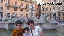 [P65] La fântâna Maurului din Piaţa Navona » foto by nickro
 - 
<span class="allrVoted glyphicon glyphicon-heart hidden" id="av228287"></span>
<a class="m-l-10 hidden" id="sv228287" onclick="voting_Foto_DelVot(,228287,11412)" role="button">șterge vot <span class="glyphicon glyphicon-remove"></span></a>
<a id="v9228287" class=" c-red"  onclick="voting_Foto_SetVot(228287)" role="button"><span class="glyphicon glyphicon-heart-empty"></span> <b>LIKE</b> = Votează poza</a> <img class="hidden"  id="f228287W9" src="/imagini/loader.gif" border="0" /><span class="AjErrMes hidden" id="e228287ErM"></span>