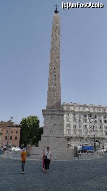 [P06] Obeliscul din faţa Pieţei Porta San Giovanni, cel mai înalt din Roma, de peste 30 m, provenit de la templul din Karnak (Egipt), de pe vremea faraonului Tutmosis al III-lea (1458 î. H.), amplasat iniţial în Circo Maximo » foto by nickro
 - 
<span class="allrVoted glyphicon glyphicon-heart hidden" id="av229226"></span>
<a class="m-l-10 hidden" id="sv229226" onclick="voting_Foto_DelVot(,229226,11412)" role="button">șterge vot <span class="glyphicon glyphicon-remove"></span></a>
<a id="v9229226" class=" c-red"  onclick="voting_Foto_SetVot(229226)" role="button"><span class="glyphicon glyphicon-heart-empty"></span> <b>LIKE</b> = Votează poza</a> <img class="hidden"  id="f229226W9" src="/imagini/loader.gif" border="0" /><span class="AjErrMes hidden" id="e229226ErM"></span>
