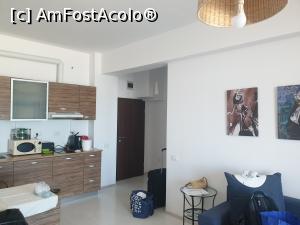 [P04] Intrarea in apartament » foto by cosminp
 - 
<span class="allrVoted glyphicon glyphicon-heart hidden" id="av1186238"></span>
<a class="m-l-10 hidden" id="sv1186238" onclick="voting_Foto_DelVot(,1186238,11414)" role="button">șterge vot <span class="glyphicon glyphicon-remove"></span></a>
<a id="v91186238" class=" c-red"  onclick="voting_Foto_SetVot(1186238)" role="button"><span class="glyphicon glyphicon-heart-empty"></span> <b>LIKE</b> = Votează poza</a> <img class="hidden"  id="f1186238W9" src="/imagini/loader.gif" border="0" /><span class="AjErrMes hidden" id="e1186238ErM"></span>