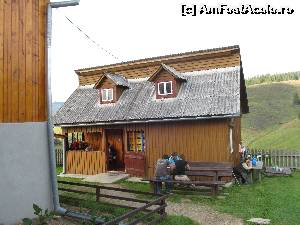 [P28] Magazinul din Giurcuta de Sus » foto by Aurici
 - 
<span class="allrVoted glyphicon glyphicon-heart hidden" id="av609210"></span>
<a class="m-l-10 hidden" id="sv609210" onclick="voting_Foto_DelVot(,609210,11415)" role="button">șterge vot <span class="glyphicon glyphicon-remove"></span></a>
<a id="v9609210" class=" c-red"  onclick="voting_Foto_SetVot(609210)" role="button"><span class="glyphicon glyphicon-heart-empty"></span> <b>LIKE</b> = Votează poza</a> <img class="hidden"  id="f609210W9" src="/imagini/loader.gif" border="0" /><span class="AjErrMes hidden" id="e609210ErM"></span>