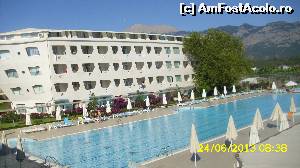 [P30] piscina destul de generoasa si corpul B » foto by georgeb
 - 
<span class="allrVoted glyphicon glyphicon-heart hidden" id="av528062"></span>
<a class="m-l-10 hidden" id="sv528062" onclick="voting_Foto_DelVot(,528062,11426)" role="button">șterge vot <span class="glyphicon glyphicon-remove"></span></a>
<a id="v9528062" class=" c-red"  onclick="voting_Foto_SetVot(528062)" role="button"><span class="glyphicon glyphicon-heart-empty"></span> <b>LIKE</b> = Votează poza</a> <img class="hidden"  id="f528062W9" src="/imagini/loader.gif" border="0" /><span class="AjErrMes hidden" id="e528062ErM"></span>