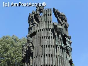 [P03] Bucuresti - Parcul Kiseleff. Monumentul Infanteriei Romane. » foto by iulianic
 - 
<span class="allrVoted glyphicon glyphicon-heart hidden" id="av1381081"></span>
<a class="m-l-10 hidden" id="sv1381081" onclick="voting_Foto_DelVot(,1381081,11447)" role="button">șterge vot <span class="glyphicon glyphicon-remove"></span></a>
<a id="v91381081" class=" c-red"  onclick="voting_Foto_SetVot(1381081)" role="button"><span class="glyphicon glyphicon-heart-empty"></span> <b>LIKE</b> = Votează poza</a> <img class="hidden"  id="f1381081W9" src="/imagini/loader.gif" border="0" /><span class="AjErrMes hidden" id="e1381081ErM"></span>