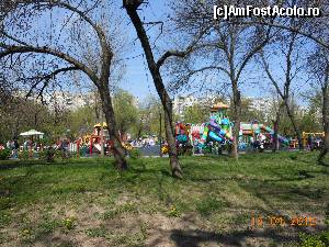 [P27] Parcul Tineretului - Locuri de joacă.  » foto by iulianic
 - 
<span class="allrVoted glyphicon glyphicon-heart hidden" id="av608651"></span>
<a class="m-l-10 hidden" id="sv608651" onclick="voting_Foto_DelVot(,608651,11447)" role="button">șterge vot <span class="glyphicon glyphicon-remove"></span></a>
<a id="v9608651" class=" c-red"  onclick="voting_Foto_SetVot(608651)" role="button"><span class="glyphicon glyphicon-heart-empty"></span> <b>LIKE</b> = Votează poza</a> <img class="hidden"  id="f608651W9" src="/imagini/loader.gif" border="0" /><span class="AjErrMes hidden" id="e608651ErM"></span>