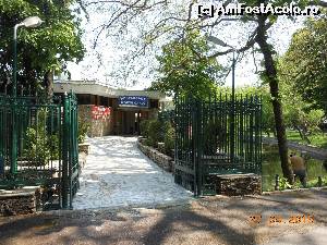 [P35] Bucureşti - Parcul Cişmigiu. Intrarea la Restaurantul Monte Carlo.  » foto by iulianic
 - 
<span class="allrVoted glyphicon glyphicon-heart hidden" id="av613714"></span>
<a class="m-l-10 hidden" id="sv613714" onclick="voting_Foto_DelVot(,613714,11447)" role="button">șterge vot <span class="glyphicon glyphicon-remove"></span></a>
<a id="v9613714" class=" c-red"  onclick="voting_Foto_SetVot(613714)" role="button"><span class="glyphicon glyphicon-heart-empty"></span> <b>LIKE</b> = Votează poza</a> <img class="hidden"  id="f613714W9" src="/imagini/loader.gif" border="0" /><span class="AjErrMes hidden" id="e613714ErM"></span>