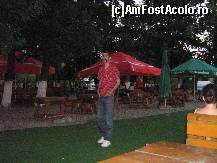 [P12] In estimp, părinţii sunt liberi să stea la o masă, să pape nişte mici şi să soarbă o bere... » foto by Dragoș_MD
 - 
<span class="allrVoted glyphicon glyphicon-heart hidden" id="av86856"></span>
<a class="m-l-10 hidden" id="sv86856" onclick="voting_Foto_DelVot(,86856,11447)" role="button">șterge vot <span class="glyphicon glyphicon-remove"></span></a>
<a id="v986856" class=" c-red"  onclick="voting_Foto_SetVot(86856)" role="button"><span class="glyphicon glyphicon-heart-empty"></span> <b>LIKE</b> = Votează poza</a> <img class="hidden"  id="f86856W9" src="/imagini/loader.gif" border="0" /><span class="AjErrMes hidden" id="e86856ErM"></span>