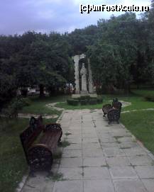 [P22] Statuia lui C-tin Brancusi, langa 'Gradina taraneasca' si un loc de joaca amenajat pt. copii. » foto by Dragoș_MD
 - 
<span class="allrVoted glyphicon glyphicon-heart hidden" id="av99385"></span>
<a class="m-l-10 hidden" id="sv99385" onclick="voting_Foto_DelVot(,99385,11447)" role="button">șterge vot <span class="glyphicon glyphicon-remove"></span></a>
<a id="v999385" class=" c-red"  onclick="voting_Foto_SetVot(99385)" role="button"><span class="glyphicon glyphicon-heart-empty"></span> <b>LIKE</b> = Votează poza</a> <img class="hidden"  id="f99385W9" src="/imagini/loader.gif" border="0" /><span class="AjErrMes hidden" id="e99385ErM"></span>