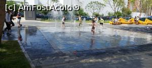[P23] 16. Aceasta se numește „fântâna Drydeck”. » foto by msnd
 - 
<span class="allrVoted glyphicon glyphicon-heart hidden" id="av1368729"></span>
<a class="m-l-10 hidden" id="sv1368729" onclick="voting_Foto_DelVot(,1368729,11447)" role="button">șterge vot <span class="glyphicon glyphicon-remove"></span></a>
<a id="v91368729" class=" c-red"  onclick="voting_Foto_SetVot(1368729)" role="button"><span class="glyphicon glyphicon-heart-empty"></span> <b>LIKE</b> = Votează poza</a> <img class="hidden"  id="f1368729W9" src="/imagini/loader.gif" border="0" /><span class="AjErrMes hidden" id="e1368729ErM"></span>