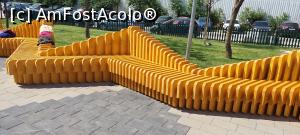 [P30] 23. Model de bancă, „proiedt tip sectorul 6”. Îl mai întâlnim și în alte locuri din Militari. » foto by msnd
 - 
<span class="allrVoted glyphicon glyphicon-heart hidden" id="av1368736"></span>
<a class="m-l-10 hidden" id="sv1368736" onclick="voting_Foto_DelVot(,1368736,11447)" role="button">șterge vot <span class="glyphicon glyphicon-remove"></span></a>
<a id="v91368736" class=" c-red"  onclick="voting_Foto_SetVot(1368736)" role="button"><span class="glyphicon glyphicon-heart-empty"></span> <b>LIKE</b> = Votează poza</a> <img class="hidden"  id="f1368736W9" src="/imagini/loader.gif" border="0" /><span class="AjErrMes hidden" id="e1368736ErM"></span>