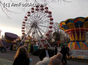 [P13] Parcul Herăstrău - la roata mare » foto by ANILU
 - 
<span class="allrVoted glyphicon glyphicon-heart hidden" id="av934372"></span>
<a class="m-l-10 hidden" id="sv934372" onclick="voting_Foto_DelVot(,934372,11447)" role="button">șterge vot <span class="glyphicon glyphicon-remove"></span></a>
<a id="v9934372" class=" c-red"  onclick="voting_Foto_SetVot(934372)" role="button"><span class="glyphicon glyphicon-heart-empty"></span> <b>LIKE</b> = Votează poza</a> <img class="hidden"  id="f934372W9" src="/imagini/loader.gif" border="0" /><span class="AjErrMes hidden" id="e934372ErM"></span>