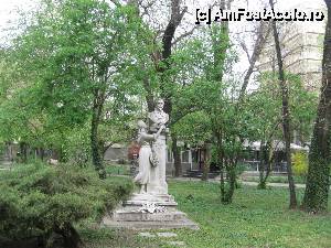 [P22] Monumentul Traian Demetrescu » foto by Michi
 - 
<span class="allrVoted glyphicon glyphicon-heart hidden" id="av503737"></span>
<a class="m-l-10 hidden" id="sv503737" onclick="voting_Foto_DelVot(,503737,11447)" role="button">șterge vot <span class="glyphicon glyphicon-remove"></span></a>
<a id="v9503737" class=" c-red"  onclick="voting_Foto_SetVot(503737)" role="button"><span class="glyphicon glyphicon-heart-empty"></span> <b>LIKE</b> = Votează poza</a> <img class="hidden"  id="f503737W9" src="/imagini/loader.gif" border="0" /><span class="AjErrMes hidden" id="e503737ErM"></span>