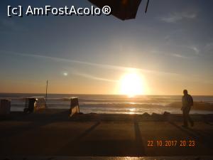 [P09] Apus de soare pe malul oceanului Atlantic » foto by rora
 - 
<span class="allrVoted glyphicon glyphicon-heart hidden" id="av919418"></span>
<a class="m-l-10 hidden" id="sv919418" onclick="voting_Foto_DelVot(,919418,11454)" role="button">șterge vot <span class="glyphicon glyphicon-remove"></span></a>
<a id="v9919418" class=" c-red"  onclick="voting_Foto_SetVot(919418)" role="button"><span class="glyphicon glyphicon-heart-empty"></span> <b>LIKE</b> = Votează poza</a> <img class="hidden"  id="f919418W9" src="/imagini/loader.gif" border="0" /><span class="AjErrMes hidden" id="e919418ErM"></span>