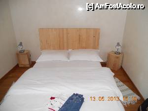 [P12] Patul nostru. Aici se poate observa foarte bine noptierele noastre-sertar » foto by pepsi70ro
 - 
<span class="allrVoted glyphicon glyphicon-heart hidden" id="av421288"></span>
<a class="m-l-10 hidden" id="sv421288" onclick="voting_Foto_DelVot(,421288,11461)" role="button">șterge vot <span class="glyphicon glyphicon-remove"></span></a>
<a id="v9421288" class=" c-red"  onclick="voting_Foto_SetVot(421288)" role="button"><span class="glyphicon glyphicon-heart-empty"></span> <b>LIKE</b> = Votează poza</a> <img class="hidden"  id="f421288W9" src="/imagini/loader.gif" border="0" /><span class="AjErrMes hidden" id="e421288ErM"></span>
