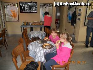 [P13] Restaurantul hotelului la micul dejun » foto by pepsi70ro
 - 
<span class="allrVoted glyphicon glyphicon-heart hidden" id="av421289"></span>
<a class="m-l-10 hidden" id="sv421289" onclick="voting_Foto_DelVot(,421289,11461)" role="button">șterge vot <span class="glyphicon glyphicon-remove"></span></a>
<a id="v9421289" class=" c-red"  onclick="voting_Foto_SetVot(421289)" role="button"><span class="glyphicon glyphicon-heart-empty"></span> <b>LIKE</b> = Votează poza</a> <img class="hidden"  id="f421289W9" src="/imagini/loader.gif" border="0" /><span class="AjErrMes hidden" id="e421289ErM"></span>