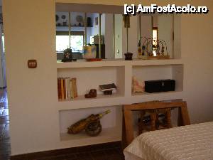 [P04] in living dinspre locul de luat masa inspre bucatarie » foto by Mala
 - 
<span class="allrVoted glyphicon glyphicon-heart hidden" id="av440612"></span>
<a class="m-l-10 hidden" id="sv440612" onclick="voting_Foto_DelVot(,440612,11465)" role="button">șterge vot <span class="glyphicon glyphicon-remove"></span></a>
<a id="v9440612" class=" c-red"  onclick="voting_Foto_SetVot(440612)" role="button"><span class="glyphicon glyphicon-heart-empty"></span> <b>LIKE</b> = Votează poza</a> <img class="hidden"  id="f440612W9" src="/imagini/loader.gif" border="0" /><span class="AjErrMes hidden" id="e440612ErM"></span>
