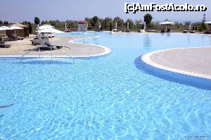 [P10] Piscina in timpul zilei.  » foto by ado_lex
 - 
<span class="allrVoted glyphicon glyphicon-heart hidden" id="av696370"></span>
<a class="m-l-10 hidden" id="sv696370" onclick="voting_Foto_DelVot(,696370,11470)" role="button">șterge vot <span class="glyphicon glyphicon-remove"></span></a>
<a id="v9696370" class=" c-red"  onclick="voting_Foto_SetVot(696370)" role="button"><span class="glyphicon glyphicon-heart-empty"></span> <b>LIKE</b> = Votează poza</a> <img class="hidden"  id="f696370W9" src="/imagini/loader.gif" border="0" /><span class="AjErrMes hidden" id="e696370ErM"></span>