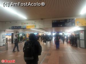 [P16] Culoarul central subteran al gării Dortmund » foto by Costi
 - 
<span class="allrVoted glyphicon glyphicon-heart hidden" id="av1150811"></span>
<a class="m-l-10 hidden" id="sv1150811" onclick="voting_Foto_DelVot(,1150811,11476)" role="button">șterge vot <span class="glyphicon glyphicon-remove"></span></a>
<a id="v91150811" class=" c-red"  onclick="voting_Foto_SetVot(1150811)" role="button"><span class="glyphicon glyphicon-heart-empty"></span> <b>LIKE</b> = Votează poza</a> <img class="hidden"  id="f1150811W9" src="/imagini/loader.gif" border="0" /><span class="AjErrMes hidden" id="e1150811ErM"></span>