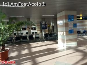 [P18] Alte spații pustii, în aeroportul Dortmund » foto by Costi
 - 
<span class="allrVoted glyphicon glyphicon-heart hidden" id="av1150813"></span>
<a class="m-l-10 hidden" id="sv1150813" onclick="voting_Foto_DelVot(,1150813,11476)" role="button">șterge vot <span class="glyphicon glyphicon-remove"></span></a>
<a id="v91150813" class=" c-red"  onclick="voting_Foto_SetVot(1150813)" role="button"><span class="glyphicon glyphicon-heart-empty"></span> <b>LIKE</b> = Votează poza</a> <img class="hidden"  id="f1150813W9" src="/imagini/loader.gif" border="0" /><span class="AjErrMes hidden" id="e1150813ErM"></span>