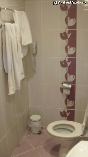 [P11] Hotel Slavuna 2014 - baia.  » foto by Nicu V
 - 
<span class="allrVoted glyphicon glyphicon-heart hidden" id="av565366"></span>
<a class="m-l-10 hidden" id="sv565366" onclick="voting_Foto_DelVot(,565366,11483)" role="button">șterge vot <span class="glyphicon glyphicon-remove"></span></a>
<a id="v9565366" class=" c-red"  onclick="voting_Foto_SetVot(565366)" role="button"><span class="glyphicon glyphicon-heart-empty"></span> <b>LIKE</b> = Votează poza</a> <img class="hidden"  id="f565366W9" src="/imagini/loader.gif" border="0" /><span class="AjErrMes hidden" id="e565366ErM"></span>