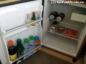 [P13] Hotel Slavuna 2014 - mini-bar, cu plata.  » foto by Nicu V
 - 
<span class="allrVoted glyphicon glyphicon-heart hidden" id="av565368"></span>
<a class="m-l-10 hidden" id="sv565368" onclick="voting_Foto_DelVot(,565368,11483)" role="button">șterge vot <span class="glyphicon glyphicon-remove"></span></a>
<a id="v9565368" class=" c-red"  onclick="voting_Foto_SetVot(565368)" role="button"><span class="glyphicon glyphicon-heart-empty"></span> <b>LIKE</b> = Votează poza</a> <img class="hidden"  id="f565368W9" src="/imagini/loader.gif" border="0" /><span class="AjErrMes hidden" id="e565368ErM"></span>