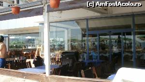 [P15] Hotel Slavuna 2014 - terasa si restaurantul suficient de mari.  » foto by Nicu V
 - 
<span class="allrVoted glyphicon glyphicon-heart hidden" id="av565370"></span>
<a class="m-l-10 hidden" id="sv565370" onclick="voting_Foto_DelVot(,565370,11483)" role="button">șterge vot <span class="glyphicon glyphicon-remove"></span></a>
<a id="v9565370" class=" c-red"  onclick="voting_Foto_SetVot(565370)" role="button"><span class="glyphicon glyphicon-heart-empty"></span> <b>LIKE</b> = Votează poza</a> <img class="hidden"  id="f565370W9" src="/imagini/loader.gif" border="0" /><span class="AjErrMes hidden" id="e565370ErM"></span>