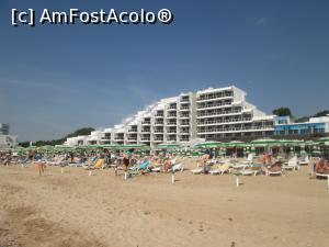 [P04] Hotel Slavuna, privit dinspre plaja.  » foto by Floria
 - 
<span class="allrVoted glyphicon glyphicon-heart hidden" id="av964153"></span>
<a class="m-l-10 hidden" id="sv964153" onclick="voting_Foto_DelVot(,964153,11483)" role="button">șterge vot <span class="glyphicon glyphicon-remove"></span></a>
<a id="v9964153" class=" c-red"  onclick="voting_Foto_SetVot(964153)" role="button"><span class="glyphicon glyphicon-heart-empty"></span> <b>LIKE</b> = Votează poza</a> <img class="hidden"  id="f964153W9" src="/imagini/loader.gif" border="0" /><span class="AjErrMes hidden" id="e964153ErM"></span>