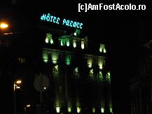 [P12] Hotelul Palace, seara » foto by georgito
 - 
<span class="allrVoted glyphicon glyphicon-heart hidden" id="av314659"></span>
<a class="m-l-10 hidden" id="sv314659" onclick="voting_Foto_DelVot(,314659,11501)" role="button">șterge vot <span class="glyphicon glyphicon-remove"></span></a>
<a id="v9314659" class=" c-red"  onclick="voting_Foto_SetVot(314659)" role="button"><span class="glyphicon glyphicon-heart-empty"></span> <b>LIKE</b> = Votează poza</a> <img class="hidden"  id="f314659W9" src="/imagini/loader.gif" border="0" /><span class="AjErrMes hidden" id="e314659ErM"></span>