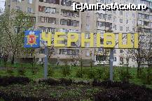 [P03] Intrarea în Cernăuţi e la mai puţin de o sută de metri de hotel, iar capătul troleului 2 e cam la 7 minute » foto by Ovidiu istorie
 - 
<span class="allrVoted glyphicon glyphicon-heart hidden" id="av315967"></span>
<a class="m-l-10 hidden" id="sv315967" onclick="voting_Foto_DelVot(,315967,11519)" role="button">șterge vot <span class="glyphicon glyphicon-remove"></span></a>
<a id="v9315967" class=" c-red"  onclick="voting_Foto_SetVot(315967)" role="button"><span class="glyphicon glyphicon-heart-empty"></span> <b>LIKE</b> = Votează poza</a> <img class="hidden"  id="f315967W9" src="/imagini/loader.gif" border="0" /><span class="AjErrMes hidden" id="e315967ErM"></span>
