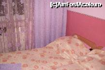 [P04] Interiorul camerei, mică dar curată, cu baie proprie şi televizor » foto by Ovidiu istorie
 - 
<span class="allrVoted glyphicon glyphicon-heart hidden" id="av315968"></span>
<a class="m-l-10 hidden" id="sv315968" onclick="voting_Foto_DelVot(,315968,11519)" role="button">șterge vot <span class="glyphicon glyphicon-remove"></span></a>
<a id="v9315968" class=" c-red"  onclick="voting_Foto_SetVot(315968)" role="button"><span class="glyphicon glyphicon-heart-empty"></span> <b>LIKE</b> = Votează poza</a> <img class="hidden"  id="f315968W9" src="/imagini/loader.gif" border="0" /><span class="AjErrMes hidden" id="e315968ErM"></span>