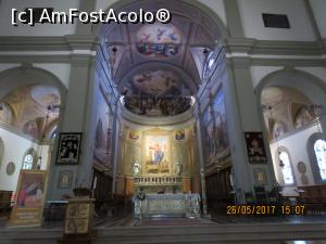 [P06] Altarul principal în centru, Cappella del Carmine și Cappella del Santo Rosario » foto by elviramvio
 - 
<span class="allrVoted glyphicon glyphicon-heart hidden" id="av861675"></span>
<a class="m-l-10 hidden" id="sv861675" onclick="voting_Foto_DelVot(,861675,11547)" role="button">șterge vot <span class="glyphicon glyphicon-remove"></span></a>
<a id="v9861675" class=" c-red"  onclick="voting_Foto_SetVot(861675)" role="button"><span class="glyphicon glyphicon-heart-empty"></span> <b>LIKE</b> = Votează poza</a> <img class="hidden"  id="f861675W9" src="/imagini/loader.gif" border="0" /><span class="AjErrMes hidden" id="e861675ErM"></span>