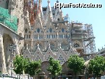[P48] Sagrada Familiglia - Familia Sfanta, incununarea geniului gaudian. » foto by GYL*
 - 
<span class="allrVoted glyphicon glyphicon-heart hidden" id="av320732"></span>
<a class="m-l-10 hidden" id="sv320732" onclick="voting_Foto_DelVot(,320732,11577)" role="button">șterge vot <span class="glyphicon glyphicon-remove"></span></a>
<a id="v9320732" class=" c-red"  onclick="voting_Foto_SetVot(320732)" role="button"><span class="glyphicon glyphicon-heart-empty"></span> <b>LIKE</b> = Votează poza</a> <img class="hidden"  id="f320732W9" src="/imagini/loader.gif" border="0" /><span class="AjErrMes hidden" id="e320732ErM"></span>