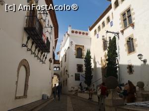[P24] La plimbare prin orașul vechi Sitges; în dreapta Palau Maricel, în stânga Museu Cau Ferrat » foto by crismis
 - 
<span class="allrVoted glyphicon glyphicon-heart hidden" id="av1140957"></span>
<a class="m-l-10 hidden" id="sv1140957" onclick="voting_Foto_DelVot(,1140957,11577)" role="button">șterge vot <span class="glyphicon glyphicon-remove"></span></a>
<a id="v91140957" class=" c-red"  onclick="voting_Foto_SetVot(1140957)" role="button"><span class="glyphicon glyphicon-heart-empty"></span> <b>LIKE</b> = Votează poza</a> <img class="hidden"  id="f1140957W9" src="/imagini/loader.gif" border="0" /><span class="AjErrMes hidden" id="e1140957ErM"></span>