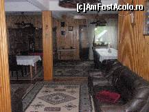 [P13] Pensiunea Casa dintre Pini - o parte din living » foto by sunflower
 - 
<span class="allrVoted glyphicon glyphicon-heart hidden" id="av320857"></span>
<a class="m-l-10 hidden" id="sv320857" onclick="voting_Foto_DelVot(,320857,11582)" role="button">șterge vot <span class="glyphicon glyphicon-remove"></span></a>
<a id="v9320857" class=" c-red"  onclick="voting_Foto_SetVot(320857)" role="button"><span class="glyphicon glyphicon-heart-empty"></span> <b>LIKE</b> = Votează poza</a> <img class="hidden"  id="f320857W9" src="/imagini/loader.gif" border="0" /><span class="AjErrMes hidden" id="e320857ErM"></span>