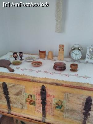 [P05] Ladă de zestre » foto by Michi
 - 
<span class="allrVoted glyphicon glyphicon-heart hidden" id="av1008068"></span>
<a class="m-l-10 hidden" id="sv1008068" onclick="voting_Foto_DelVot(,1008068,11592)" role="button">șterge vot <span class="glyphicon glyphicon-remove"></span></a>
<a id="v91008068" class=" c-red"  onclick="voting_Foto_SetVot(1008068)" role="button"><span class="glyphicon glyphicon-heart-empty"></span> <b>LIKE</b> = Votează poza</a> <img class="hidden"  id="f1008068W9" src="/imagini/loader.gif" border="0" /><span class="AjErrMes hidden" id="e1008068ErM"></span>