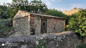 [P03] Casa veche din Theologos » foto by johnnybegoode
 - 
<span class="allrVoted glyphicon glyphicon-heart hidden" id="av1096861"></span>
<a class="m-l-10 hidden" id="sv1096861" onclick="voting_Foto_DelVot(,1096861,11606)" role="button">șterge vot <span class="glyphicon glyphicon-remove"></span></a>
<a id="v91096861" class=" c-red"  onclick="voting_Foto_SetVot(1096861)" role="button"><span class="glyphicon glyphicon-heart-empty"></span> <b>LIKE</b> = Votează poza</a> <img class="hidden"  id="f1096861W9" src="/imagini/loader.gif" border="0" /><span class="AjErrMes hidden" id="e1096861ErM"></span>