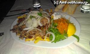 [P03] o portie de Gyros de la Irene » foto by AleDia
 - 
<span class="allrVoted glyphicon glyphicon-heart hidden" id="av561540"></span>
<a class="m-l-10 hidden" id="sv561540" onclick="voting_Foto_DelVot(,561540,11606)" role="button">șterge vot <span class="glyphicon glyphicon-remove"></span></a>
<a id="v9561540" class=" c-red"  onclick="voting_Foto_SetVot(561540)" role="button"><span class="glyphicon glyphicon-heart-empty"></span> <b>LIKE</b> = Votează poza</a> <img class="hidden"  id="f561540W9" src="/imagini/loader.gif" border="0" /><span class="AjErrMes hidden" id="e561540ErM"></span>