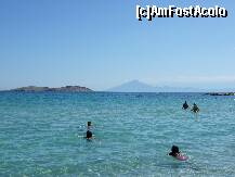 [P09] Muntele Athos in fata peste mare » foto by Andc
 - 
<span class="allrVoted glyphicon glyphicon-heart hidden" id="av127723"></span>
<a class="m-l-10 hidden" id="sv127723" onclick="voting_Foto_DelVot(,127723,11606)" role="button">șterge vot <span class="glyphicon glyphicon-remove"></span></a>
<a id="v9127723" class=" c-red"  onclick="voting_Foto_SetVot(127723)" role="button"><span class="glyphicon glyphicon-heart-empty"></span> <b>LIKE</b> = Votează poza</a> <img class="hidden"  id="f127723W9" src="/imagini/loader.gif" border="0" /><span class="AjErrMes hidden" id="e127723ErM"></span>
