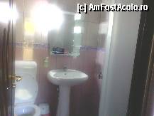 [P02] si in baie se gasesc culori plăcute,in partea dreapta este cabina de dus.mareee » foto by wasi
 - 
<span class="allrVoted glyphicon glyphicon-heart hidden" id="av323781"></span>
<a class="m-l-10 hidden" id="sv323781" onclick="voting_Foto_DelVot(,323781,11628)" role="button">șterge vot <span class="glyphicon glyphicon-remove"></span></a>
<a id="v9323781" class=" c-red"  onclick="voting_Foto_SetVot(323781)" role="button"><span class="glyphicon glyphicon-heart-empty"></span> <b>LIKE</b> = Votează poza</a> <img class="hidden"  id="f323781W9" src="/imagini/loader.gif" border="0" /><span class="AjErrMes hidden" id="e323781ErM"></span>