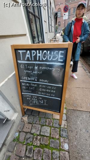 [P02] Taphouse - oferta » foto by Dragoș_MD
 - 
<span class="allrVoted glyphicon glyphicon-heart hidden" id="av1508801"></span>
<a class="m-l-10 hidden" id="sv1508801" onclick="voting_Foto_DelVot(,1508801,11635)" role="button">șterge vot <span class="glyphicon glyphicon-remove"></span></a>
<a id="v91508801" class=" c-red"  onclick="voting_Foto_SetVot(1508801)" role="button"><span class="glyphicon glyphicon-heart-empty"></span> <b>LIKE</b> = Votează poza</a> <img class="hidden"  id="f1508801W9" src="/imagini/loader.gif" border="0" /><span class="AjErrMes hidden" id="e1508801ErM"></span>
