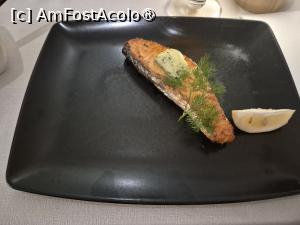 [P54] Jensens Bøfhus
Somunul fără garnitură » foto by adso
 - 
<span class="allrVoted glyphicon glyphicon-heart hidden" id="av1507388"></span>
<a class="m-l-10 hidden" id="sv1507388" onclick="voting_Foto_DelVot(,1507388,11635)" role="button">șterge vot <span class="glyphicon glyphicon-remove"></span></a>
<a id="v91507388" class=" c-red"  onclick="voting_Foto_SetVot(1507388)" role="button"><span class="glyphicon glyphicon-heart-empty"></span> <b>LIKE</b> = Votează poza</a> <img class="hidden"  id="f1507388W9" src="/imagini/loader.gif" border="0" /><span class="AjErrMes hidden" id="e1507388ErM"></span>