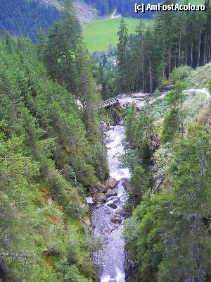 [P26] Vedere de sus de pe traseul WildWasser » foto by cecip
 - 
<span class="allrVoted glyphicon glyphicon-heart hidden" id="av373396"></span>
<a class="m-l-10 hidden" id="sv373396" onclick="voting_Foto_DelVot(,373396,11655)" role="button">șterge vot <span class="glyphicon glyphicon-remove"></span></a>
<a id="v9373396" class=" c-red"  onclick="voting_Foto_SetVot(373396)" role="button"><span class="glyphicon glyphicon-heart-empty"></span> <b>LIKE</b> = Votează poza</a> <img class="hidden"  id="f373396W9" src="/imagini/loader.gif" border="0" /><span class="AjErrMes hidden" id="e373396ErM"></span>