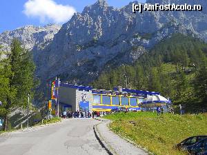[P06] La locul de urcare cu telecabina pe Dachstein » foto by cecip
 - 
<span class="allrVoted glyphicon glyphicon-heart hidden" id="av373347"></span>
<a class="m-l-10 hidden" id="sv373347" onclick="voting_Foto_DelVot(,373347,11655)" role="button">șterge vot <span class="glyphicon glyphicon-remove"></span></a>
<a id="v9373347" class=" c-red"  onclick="voting_Foto_SetVot(373347)" role="button"><span class="glyphicon glyphicon-heart-empty"></span> <b>LIKE</b> = Votează poza</a> <img class="hidden"  id="f373347W9" src="/imagini/loader.gif" border="0" /><span class="AjErrMes hidden" id="e373347ErM"></span>