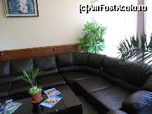 [P03] Burgas - Hotel Avenue, in lobby, plante si canapele confortabile. » foto by iulianic
 - 
<span class="allrVoted glyphicon glyphicon-heart hidden" id="av324929"></span>
<a class="m-l-10 hidden" id="sv324929" onclick="voting_Foto_DelVot(,324929,11657)" role="button">șterge vot <span class="glyphicon glyphicon-remove"></span></a>
<a id="v9324929" class=" c-red"  onclick="voting_Foto_SetVot(324929)" role="button"><span class="glyphicon glyphicon-heart-empty"></span> <b>LIKE</b> = Votează poza</a> <img class="hidden"  id="f324929W9" src="/imagini/loader.gif" border="0" /><span class="AjErrMes hidden" id="e324929ErM"></span>