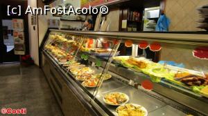 [P39] La cantina - interior » foto by Costi
 - 
<span class="allrVoted glyphicon glyphicon-heart hidden" id="av1039487"></span>
<a class="m-l-10 hidden" id="sv1039487" onclick="voting_Foto_DelVot(,1039487,11669)" role="button">șterge vot <span class="glyphicon glyphicon-remove"></span></a>
<a id="v91039487" class=" c-red"  onclick="voting_Foto_SetVot(1039487)" role="button"><span class="glyphicon glyphicon-heart-empty"></span> <b>LIKE</b> = Votează poza</a> <img class="hidden"  id="f1039487W9" src="/imagini/loader.gif" border="0" /><span class="AjErrMes hidden" id="e1039487ErM"></span>