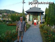 [P01] pe alee in fata Manastirii » foto by skippy
 - 
<span class="allrVoted glyphicon glyphicon-heart hidden" id="av325875"></span>
<a class="m-l-10 hidden" id="sv325875" onclick="voting_Foto_DelVot(,325875,11678)" role="button">șterge vot <span class="glyphicon glyphicon-remove"></span></a>
<a id="v9325875" class=" c-red"  onclick="voting_Foto_SetVot(325875)" role="button"><span class="glyphicon glyphicon-heart-empty"></span> <b>LIKE</b> = Votează poza</a> <img class="hidden"  id="f325875W9" src="/imagini/loader.gif" border="0" /><span class="AjErrMes hidden" id="e325875ErM"></span>
