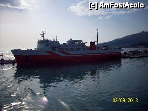 [P01] portul din zante » foto by cristina85
 - 
<span class="allrVoted glyphicon glyphicon-heart hidden" id="av468428"></span>
<a class="m-l-10 hidden" id="sv468428" onclick="voting_Foto_DelVot(,468428,11689)" role="button">șterge vot <span class="glyphicon glyphicon-remove"></span></a>
<a id="v9468428" class=" c-red"  onclick="voting_Foto_SetVot(468428)" role="button"><span class="glyphicon glyphicon-heart-empty"></span> <b>LIKE</b> = Votează poza</a> <img class="hidden"  id="f468428W9" src="/imagini/loader.gif" border="0" /><span class="AjErrMes hidden" id="e468428ErM"></span>