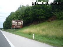 [P63] Segmentul Italia - Slovenia / prin Slovenia; indicatoare spre atracţiile turistice. » foto by Dragoș_MD
 - 
<span class="allrVoted glyphicon glyphicon-heart hidden" id="av327397"></span>
<a class="m-l-10 hidden" id="sv327397" onclick="voting_Foto_DelVot(,327397,11696)" role="button">șterge vot <span class="glyphicon glyphicon-remove"></span></a>
<a id="v9327397" class=" c-red"  onclick="voting_Foto_SetVot(327397)" role="button"><span class="glyphicon glyphicon-heart-empty"></span> <b>LIKE</b> = Votează poza</a> <img class="hidden"  id="f327397W9" src="/imagini/loader.gif" border="0" /><span class="AjErrMes hidden" id="e327397ErM"></span>