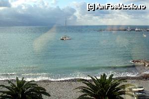 [P18] Santa Margherita Ligure - plaja vazuta din hotel » foto by georgerizescu
 - 
<span class="allrVoted glyphicon glyphicon-heart hidden" id="av481121"></span>
<a class="m-l-10 hidden" id="sv481121" onclick="voting_Foto_DelVot(,481121,11696)" role="button">șterge vot <span class="glyphicon glyphicon-remove"></span></a>
<a id="v9481121" class=" c-red"  onclick="voting_Foto_SetVot(481121)" role="button"><span class="glyphicon glyphicon-heart-empty"></span> <b>LIKE</b> = Votează poza</a> <img class="hidden"  id="f481121W9" src="/imagini/loader.gif" border="0" /><span class="AjErrMes hidden" id="e481121ErM"></span>