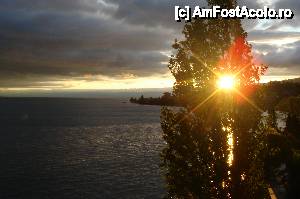 [P24] Montreux - apus » foto by georgerizescu
 - 
<span class="allrVoted glyphicon glyphicon-heart hidden" id="av481127"></span>
<a class="m-l-10 hidden" id="sv481127" onclick="voting_Foto_DelVot(,481127,11696)" role="button">șterge vot <span class="glyphicon glyphicon-remove"></span></a>
<a id="v9481127" class=" c-red"  onclick="voting_Foto_SetVot(481127)" role="button"><span class="glyphicon glyphicon-heart-empty"></span> <b>LIKE</b> = Votează poza</a> <img class="hidden"  id="f481127W9" src="/imagini/loader.gif" border="0" /><span class="AjErrMes hidden" id="e481127ErM"></span>
